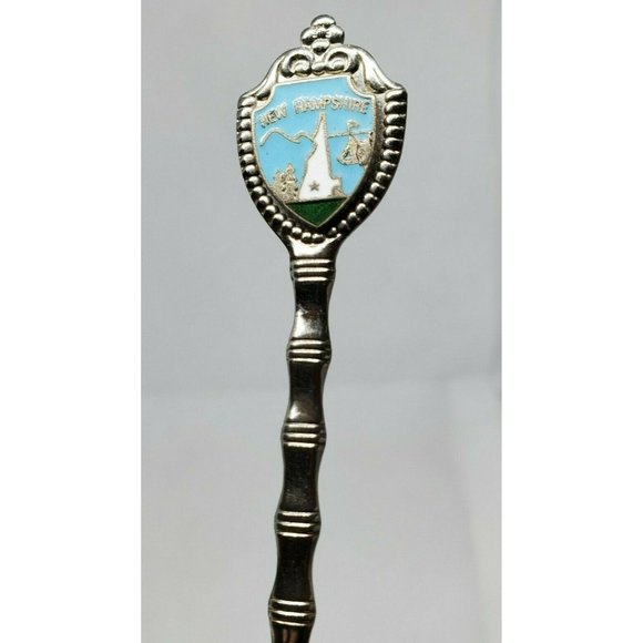 New Hampshire Scallop Shape Collectible Engraved Mini Silver Spoon Home Décor - Picture 8 of 11